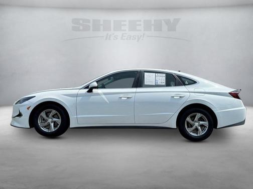 2022 Hyundai SONATA SE