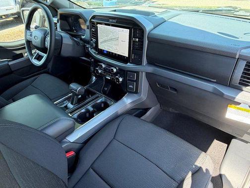 Agate Black Metallic 2026 Ford F-150 XLT