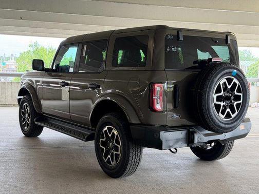 Marsh Gray 2026 Ford Bronco Outer Banks