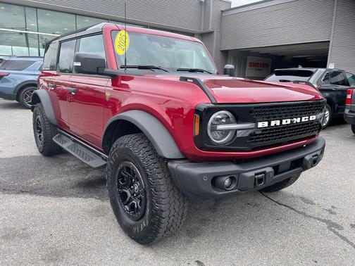 Ruby Red Metallic 2025 Ford Bronco Badlands