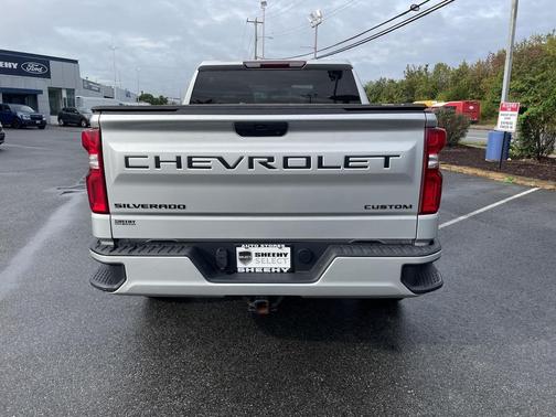 2021 Chevrolet Silverado 1500 Custom