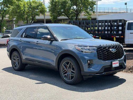Vapor Blue Metallic 2026 Ford Explorer ST-Line