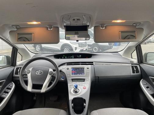 2013 Toyota Prius Plug-in Base