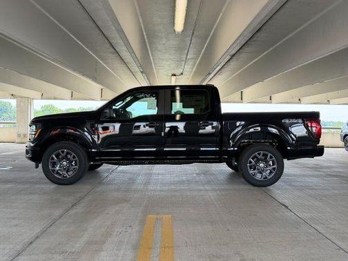 Agate Black Metallic 2026 Ford F-150 STX