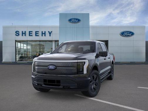 2025 Ford F-150 Lightning Flash
