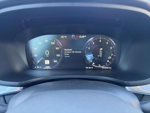 2020 Volvo V60 Cross Country T5