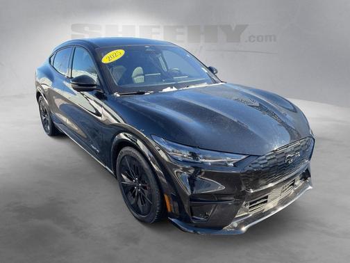 2025 Ford Mustang Mach-E GT