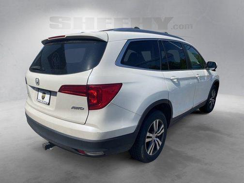 White Diamond Pearl 2017 Honda Pilot EX-L