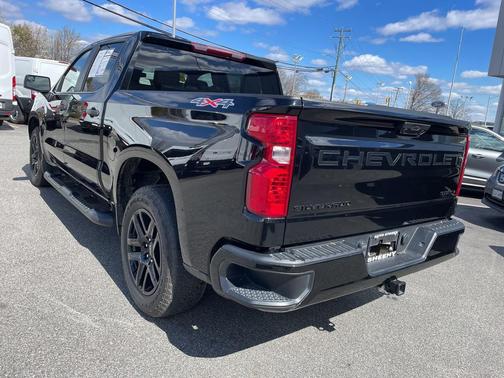 2024 Chevrolet Silverado 1500 Custom