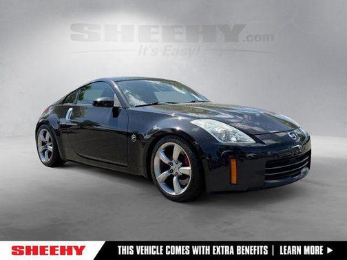 Magnetic Black Pearl 2008 Nissan 350Z Enthusiast