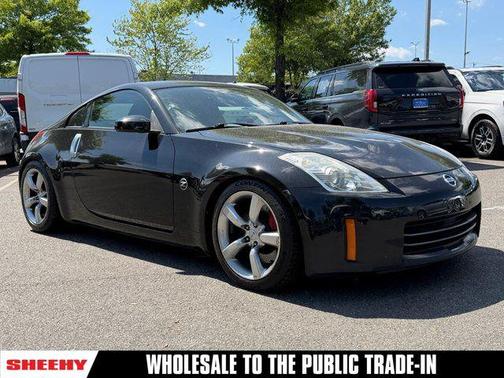 Magnetic Black Pearl 2008 Nissan 350Z Enthusiast