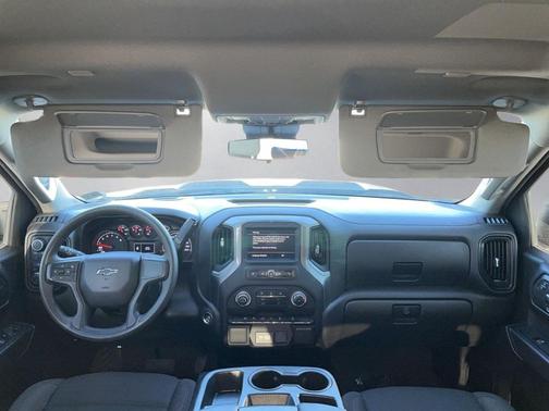 2022 Chevrolet Silverado 1500 Custom Trail Boss