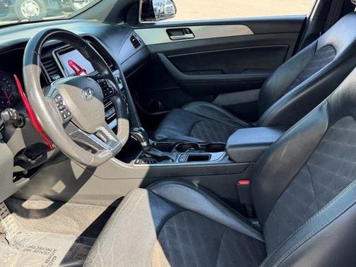 2018 Hyundai SONATA Sport