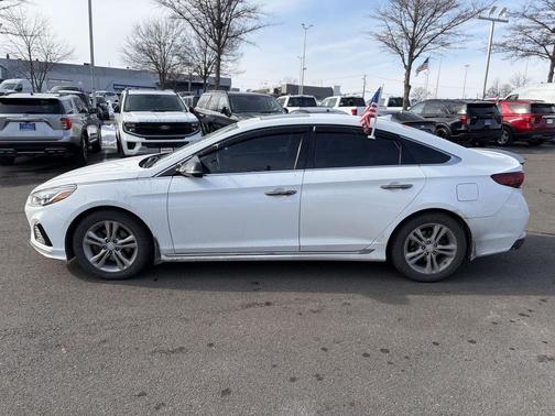 2018 Hyundai SONATA Sport
