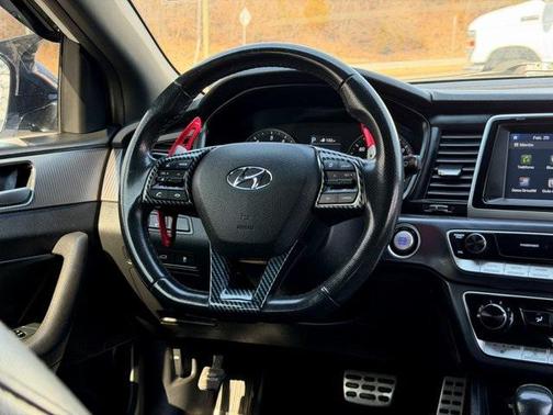 2018 Hyundai SONATA Sport