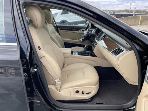2015 Hyundai Genesis 3.8