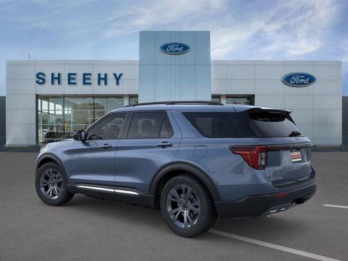 2025 Ford Explorer Active