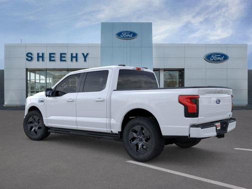 2025 Ford F-150 Lightning Flash