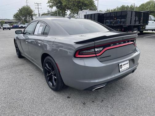 2017 Dodge Charger SXT