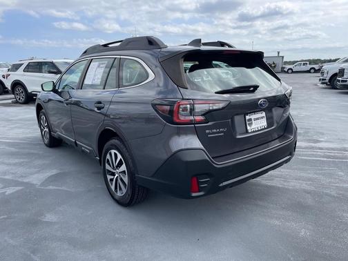2022 Subaru Outback Base