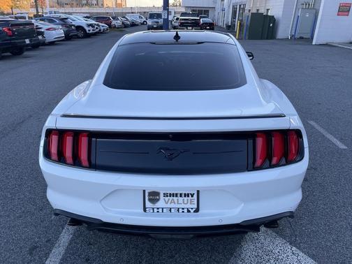 2022 Ford Mustang EcoBoost Premium