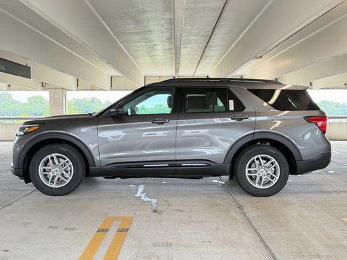 Carbonized Gray Metallic 2026 Ford Explorer Active