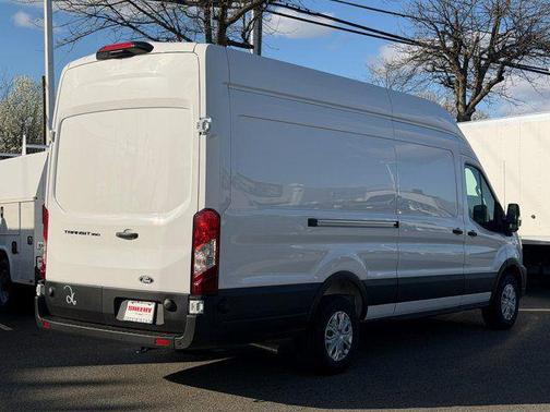 Oxford White 2026 Ford Transit-350 Base