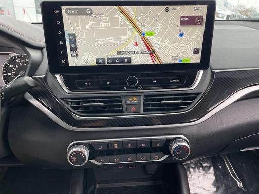 2024 Nissan Altima SR FWD