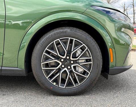 Eruption Green Metallic 2026 Ford Mustang Mach-E Premium