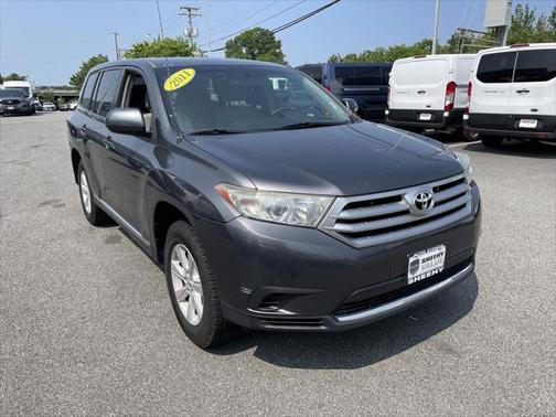 2011 Toyota Highlander SE