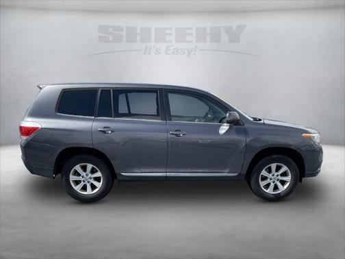 2011 Toyota Highlander SE
