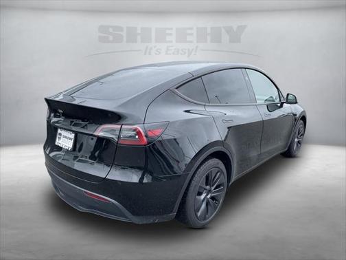 2025 Tesla Model Y Long Range Dual Motor All-Wheel Drive