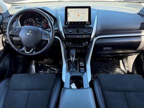 White Diamond 2024 Mitsubishi Eclipse Cross SE