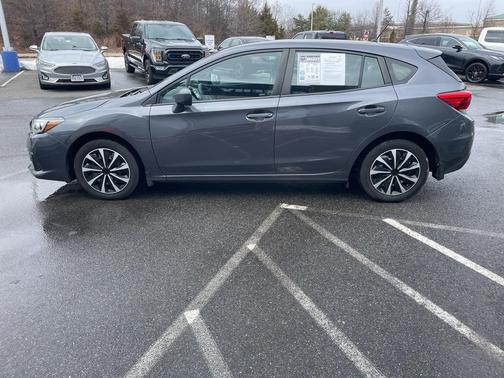 2022 Subaru Impreza Base