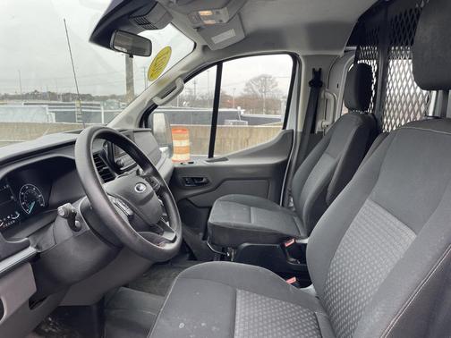 2021 Ford Transit-250 Base