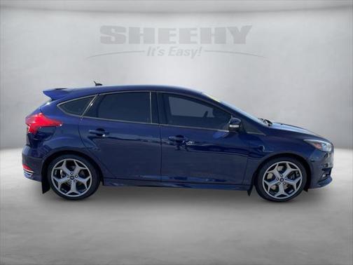 2017 Ford Focus ST