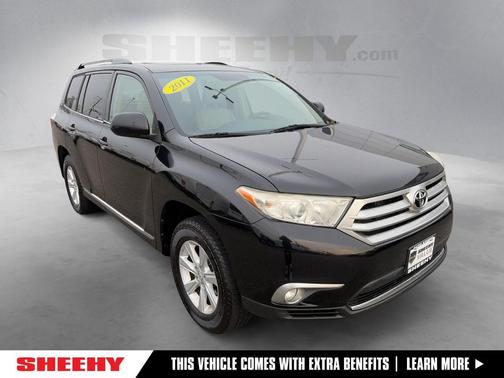 2011 Toyota Highlander SE
