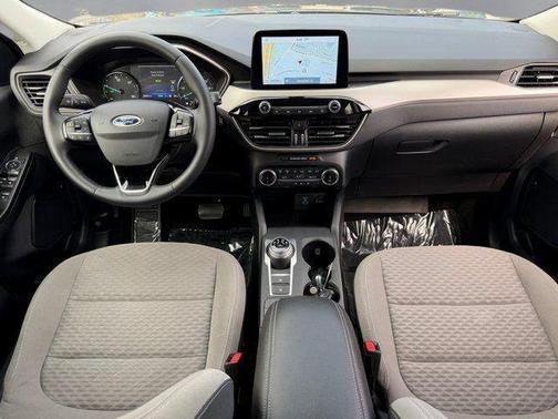 Carbonized Gray Metallic 2022 Ford Escape SE