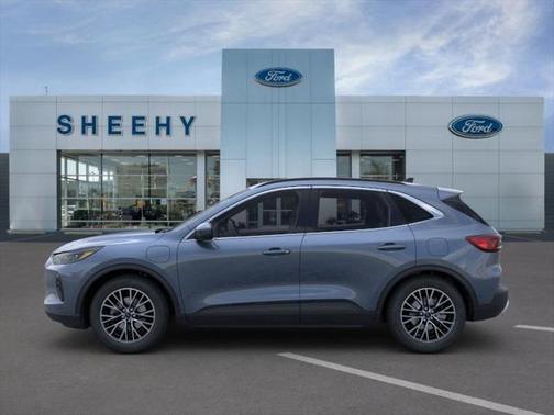 2025 Ford Escape SE