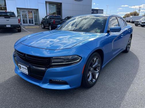 2016 Dodge Charger SXT