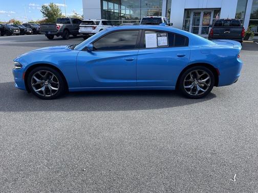 2016 Dodge Charger SXT