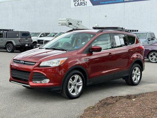 Sunset 2014 Ford Escape SE