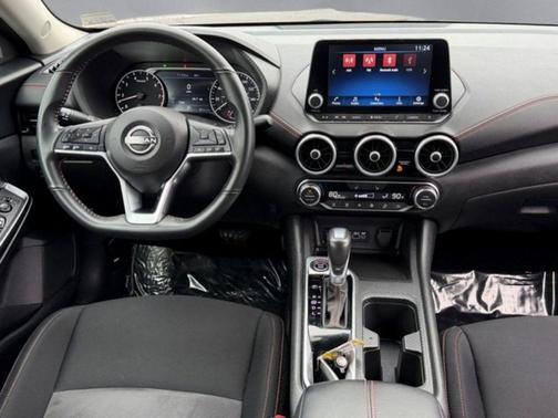 Super Black 2024 Nissan Sentra SR