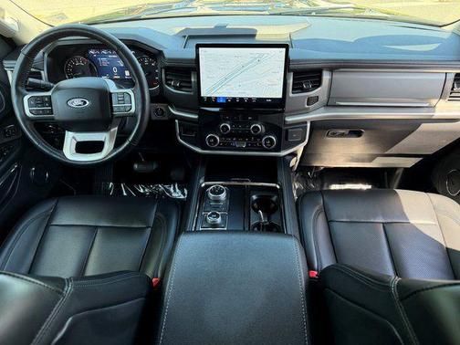 Agate Black Metallic 2024 Ford Expedition Max XLT
