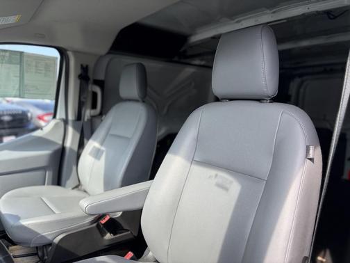 2017 Ford Transit-150 Base