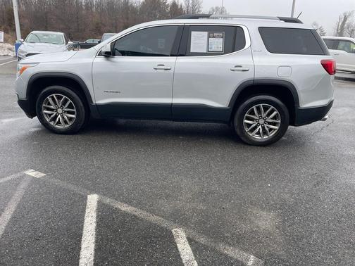 2019 GMC Acadia SLE-2