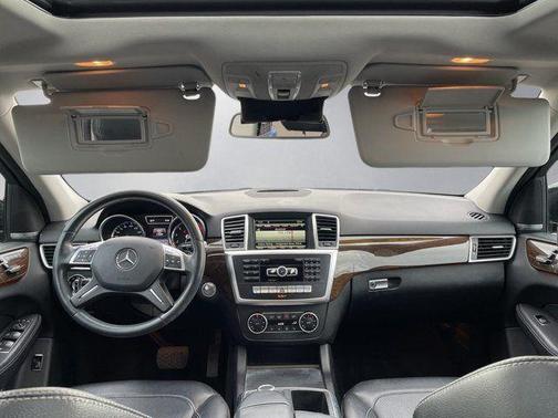 Obsidian Black Metallic 2014 Mercedes-Benz M-Class 4MATIC