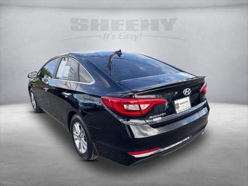 2017 Hyundai SONATA SE