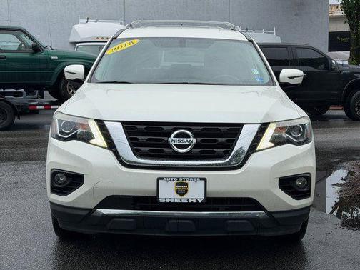 Pearl White 2018 Nissan Pathfinder SV