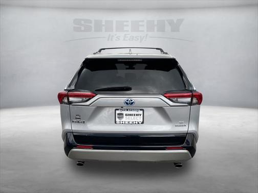 2022 Toyota RAV4 Hybrid SE